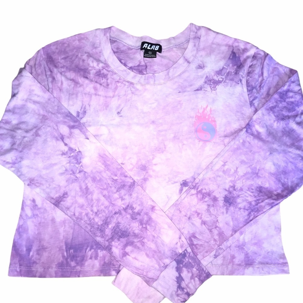 A-Lab Ying Yang Tie Dye Cropped Long Sleeve Tee Size Medium